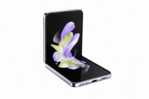 Samsung Galaxy Z Flip 4 — Bora Purple
