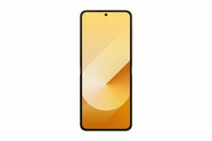 Samsung Galaxy Z Flip 6 — Yellow